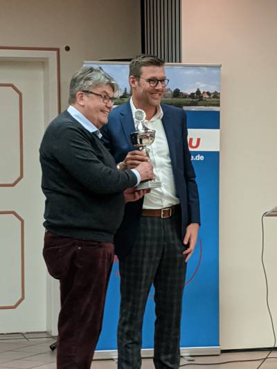 Der Grnkohlknig 2020
Eugen Hvel